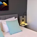 D'
