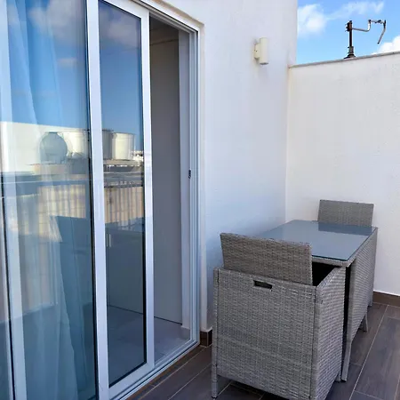 D' 4* Gzira