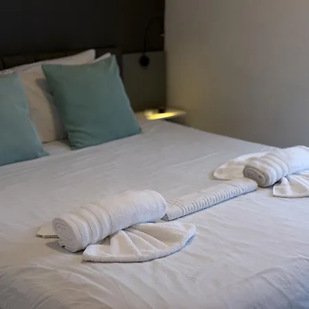 D' Aparthotel 4*