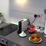 D' アパートホテル