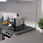 アパートホテル D' 4*