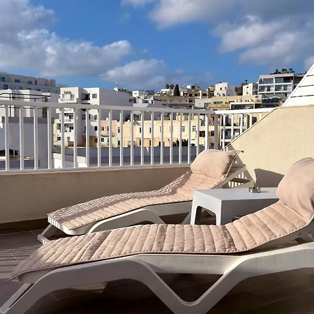 D' 4* Gzira