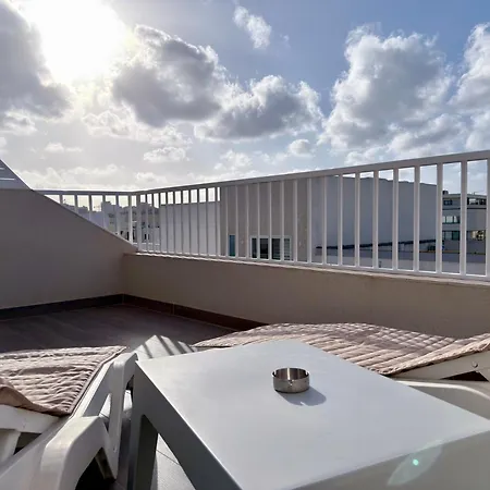Aparthotel D' Gzira
