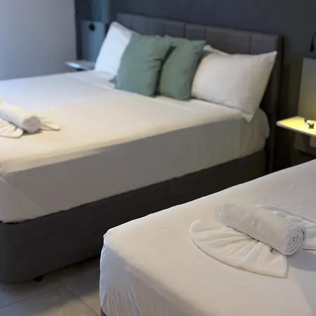 D' Aparthotel 4*