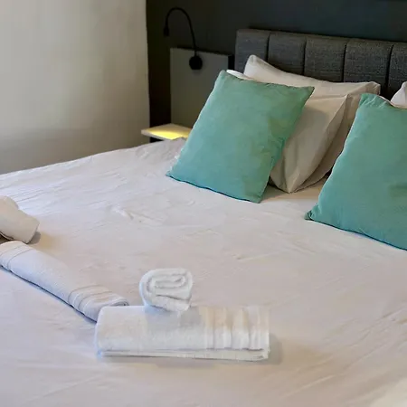 D' Aparthotel 4*
